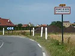 Entrée de Pont-d'Oye du côté de Vieille-Église.