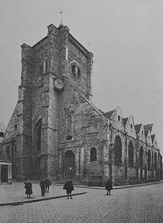 L'église Saint-Denys en 1920.