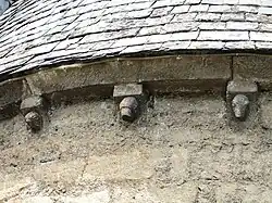 Modillons du chevet.