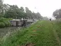 Canal des Ardennes, écluse n° 14, fin du canal des Ardennes ; la suite est le canal latéral à l'Aisne.