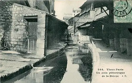 La Bièvre, rivière encore visible en 1907, peu à peu recouverte.