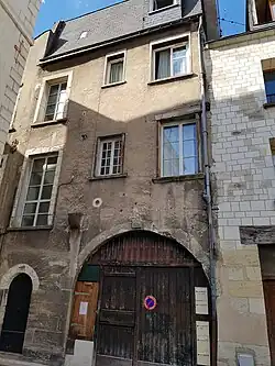 9 rue de l'Arbalète, logis noble XVIe s.