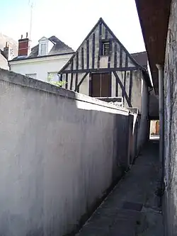 38 rue Blanqui, maison XVe s.