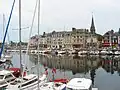 Vieux bassin de Honfleur : le quai Saint-Étienne.