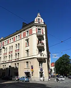 Viiskulma Tarkk'ampujankatu.