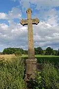 Croix à la périphérie du village