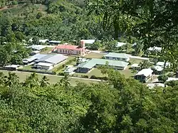 Vue du village de Tāora O Mere