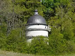 Le pigeonnier de Puyguilhem.
