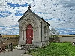 La chapelle du cimetière.