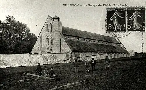 La « Grange du Diable » (Ferme de Vaulerent).
