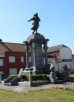 Le Monument aux morts.