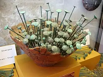 Trésor de Villethierry exposé au musée de Sens.