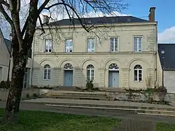Mairie de Villevêque.