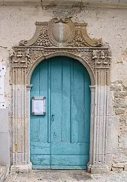 Le portail de l'église.