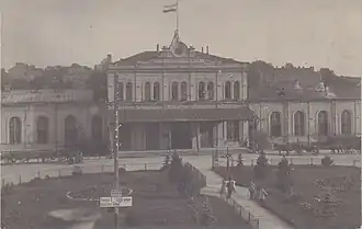 En 1916.