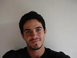 Description de cette image, également commentée ci-après