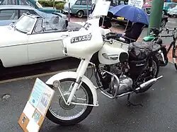 Speed Twin Saint (1966).