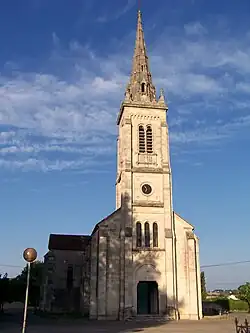 Façade sud-ouest de l'église Notre-Dame