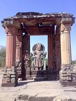 Temple de Vishnu à Eran, fin du Ve siècle.