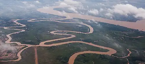 Hô Chi Minh-Ville vu depuis un avion en atterrissage