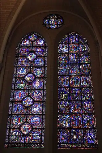Baie 28Vitraux du zodiaque et de la vie de la Vierge.
