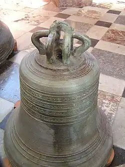 Cloche du XVIe&nbsp;siècle.