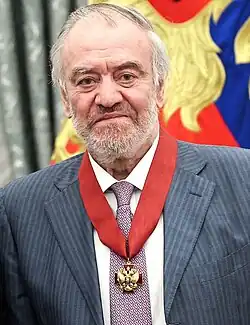 Description de cette image, également commentée ci-après