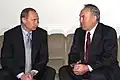 Le président kazakh Noursoultan Nazarbaïev et son homologue russe Vladimir Poutine en mai 2000, quelques mois après l'élection de ce dernier.
