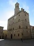 Palazzo dei Priori.