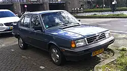 Volvo 360 tricorps (1986 - 1990).