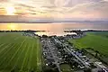 Vue aérienne de Berthier-sur-Mer et du fleuve Saint-Laurent en 2023.