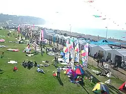 Les stands abritant les