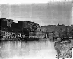 Vue du Pont de Serin, du fort Saint-Jean et du grenier à blé de Lyon depuis le quartier de Vaise