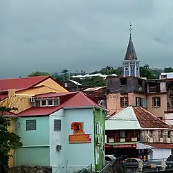 Le centre-ville de Basse-Terre, préfecture de la Guadeloupe.