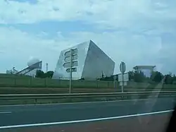 L'Omnimax vu depuis la D910