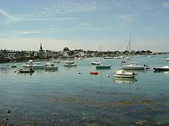 Vue générale du port.