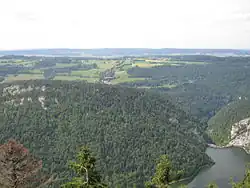 Vue amont du barrage.