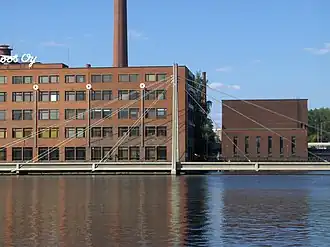 Le pont des rapides.