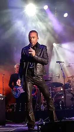 Description de cette image, également commentée ci-après