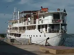 Escale à Saint-Louis.