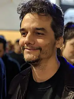 Wagner Moura dans le rôle de Joel.