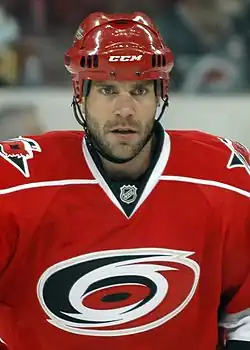 Niclas Wallin avec les Hurricanes de la Caroline