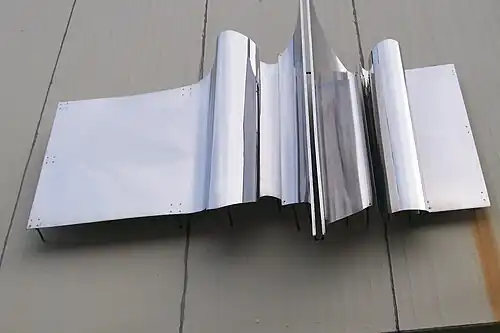 Relief mural en acier inoxydable (1970), Lübeck-Moisling (de)