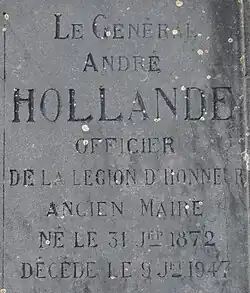 André Hollande.