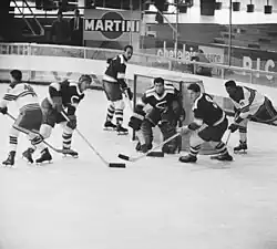 Description de cette image, également commentée ci-après