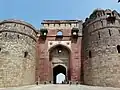 Bara Darwaza, la porte ouest, vue depuis l'entrée principale