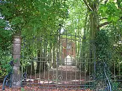 Grille du château de Wiège.