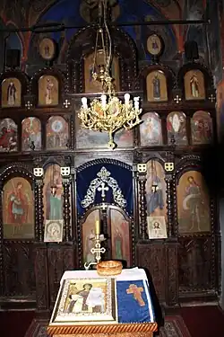 L'iconostase de l'église.