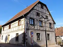 Ancien relais de poste (XVIIe&nbsp;siècle),44 rue Principale.