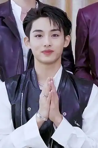 Description de cette image, également commentée ci-après